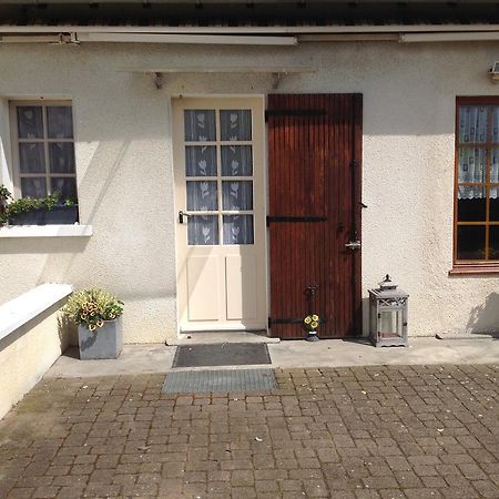 Gite De Poulas Couffy Exterior photo
