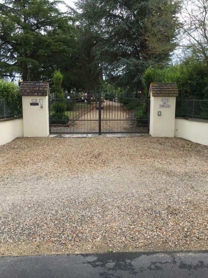 Gite De Poulas Couffy Exterior photo